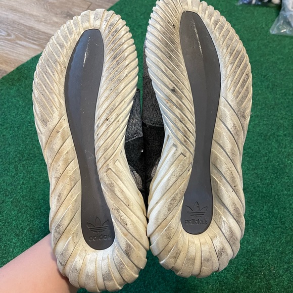 Kith x Adidas size 10 - Picture 4 of 8